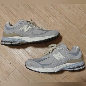 New balance 2002R Rain Cloud Gray M2002RSA size 9.5